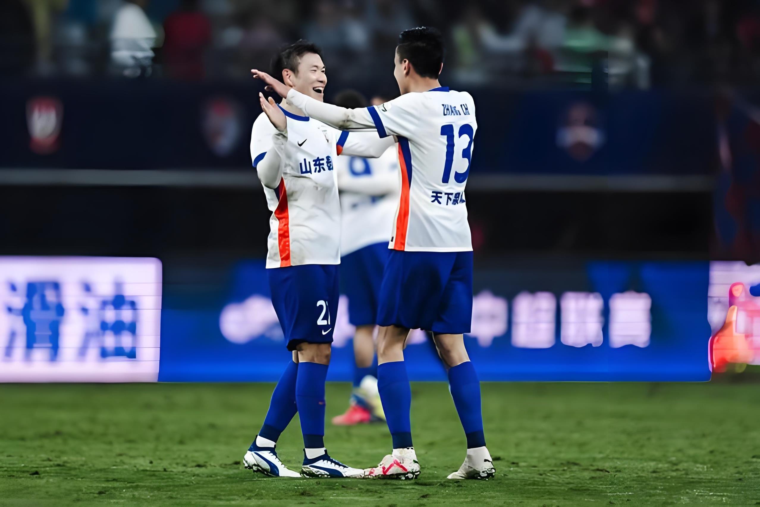 英雄联盟-包含足总杯集结日再迎强敌，莱比锡手感冰凉，主帅态度：气氛紧张，赛程密集仍需轮换的词条