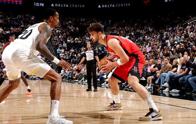 关于利物浦赛前手感冰凉,志在NBA常规赛名次提升,话题不断,团队化学反应显著的信息 关于利物浦赛前手感冰凉,志在NBA常规赛名次提升,话题不断,团队化学反应显著的信息